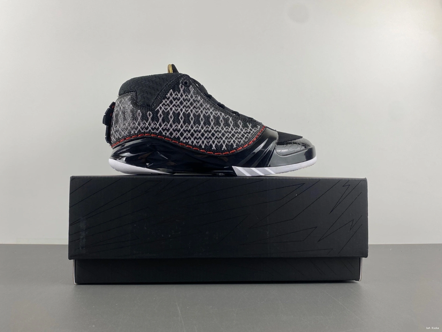 Black Jordan 318376-001 Stealth 23 - Men's 1016